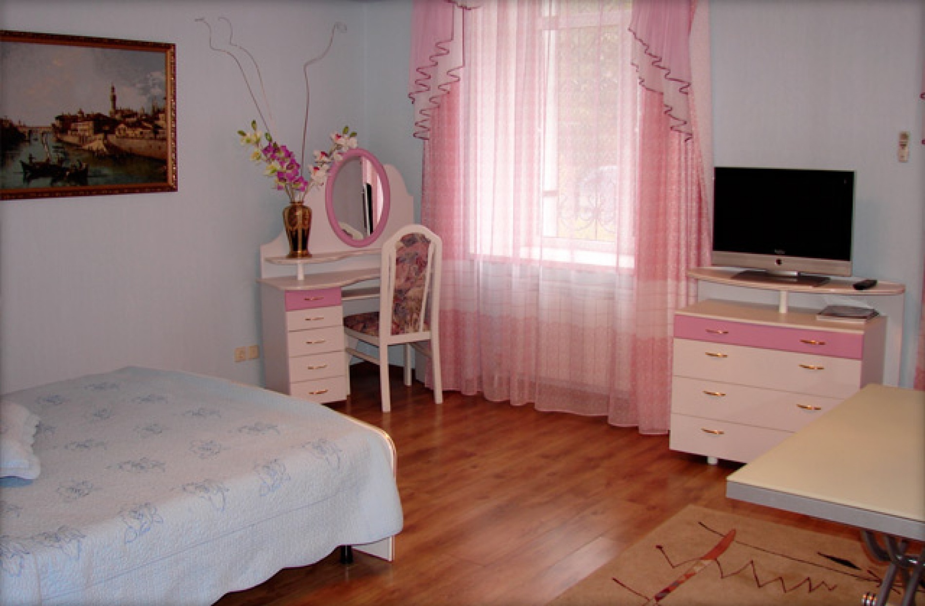 Фото Family Hotel