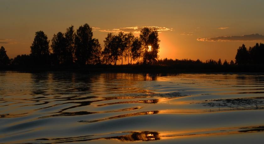 Фото Спортивно-рыболовная база отдыха Здешево