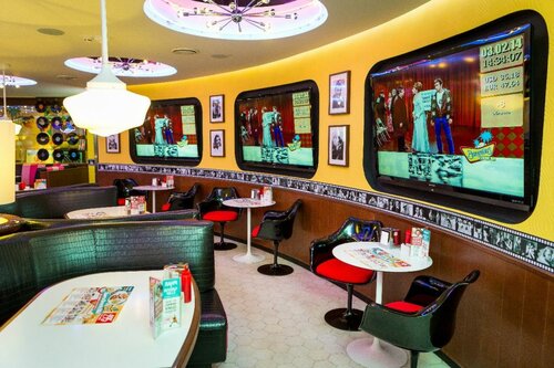 BEVERLY ビバリー イングリッシュ ファームハウス 62-001 2000 Больше не работает: Beverly Hills Diner, ресторан, Москва, Большая