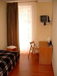 Rodina, gostinitsa (bulvar Dymytrova, 45), hotel