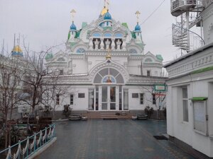 Episcopal Compound of the Church of St. Catherine the Great Martyr and the Church of St. Andrew Kosovsky (улица Федько, 95) ، كنيسة أرثوذكسية