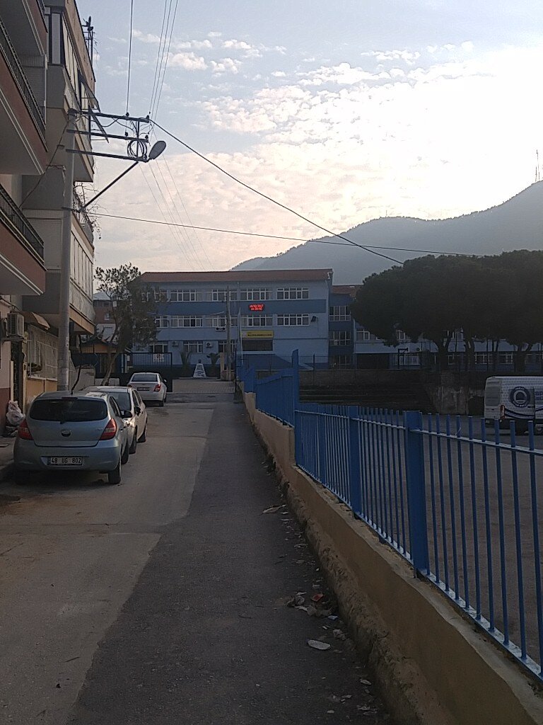 Lyceum Balcova Anadolu High School, Izmir, photo