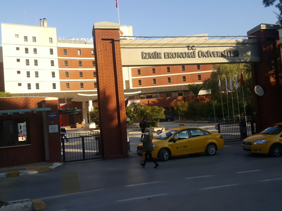 Izmir Ekonomi Universitesi Universiteler Sakarya Cad No 156 8 Balcova Izmir Turkiye Yandex Haritalar