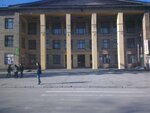 Dvorets kultury Zaporozhogneupor (vulytsia Lizy Chaikinoi, 53) ، دار الثقافة