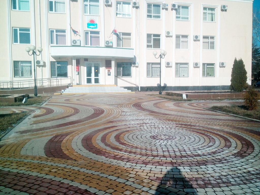 إدارة حكومية Administratsiya Primorsko-Akhtarskogo rayona, Mu ، ، صورة