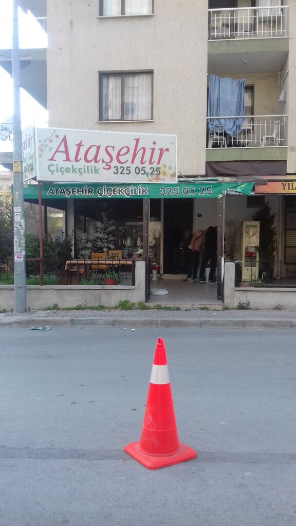 Çiçekçiler Ataşehir Çiçekçilik, Çiğli, foto