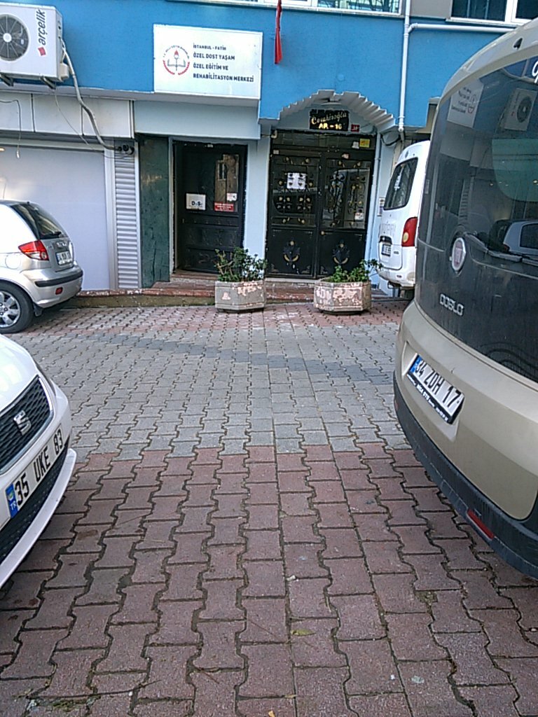 Labor union Dost Yasam Vakfi, Istanbul, photo