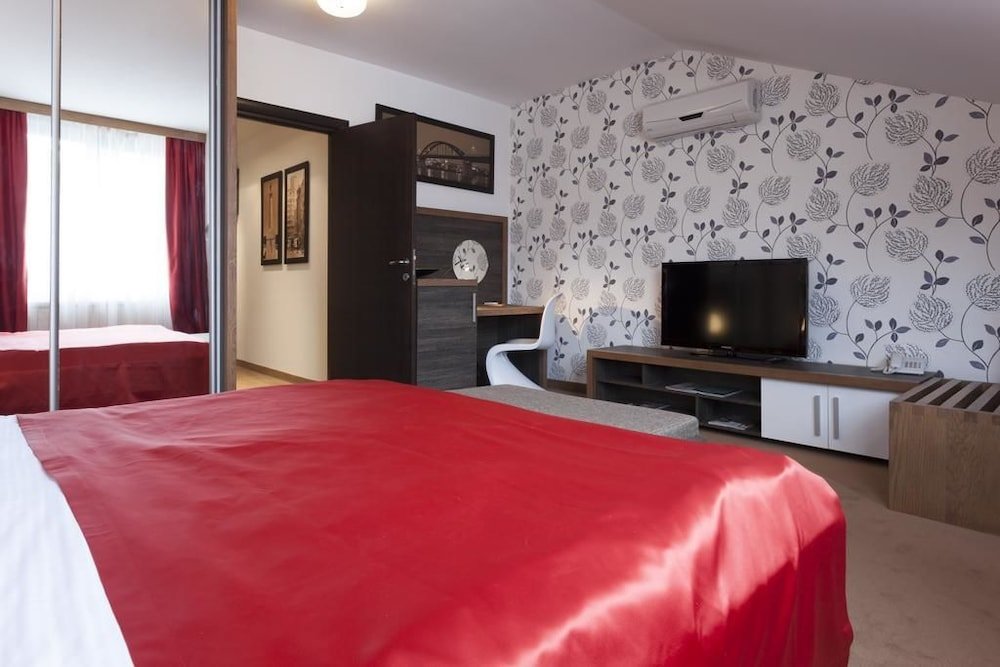 Фото Belgrade Boutique Hotel