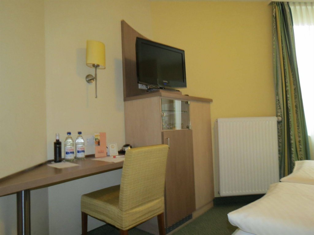 Фото Hotel Neuthor