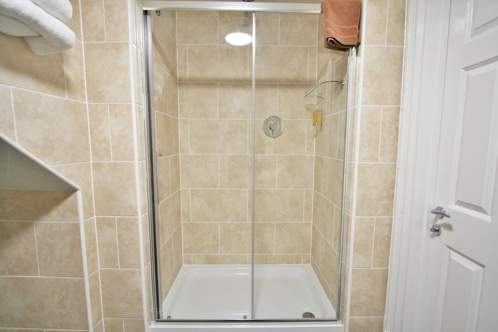 Фото The New County Hotel