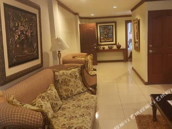 Фото Chocolate and Berries Hotel