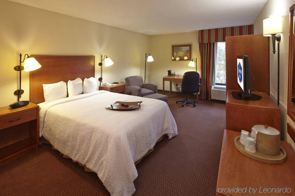 Фото Comfort Inn Raleigh Midtown