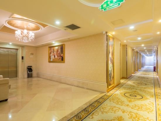 Фото Vienna Hotel