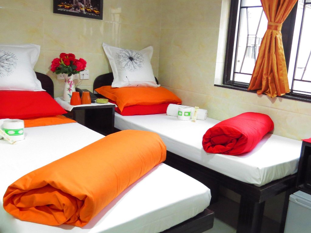 Фото Dhillon Hotel - Hostel