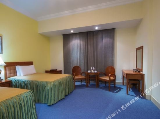 Фото Grand Safir Hotel