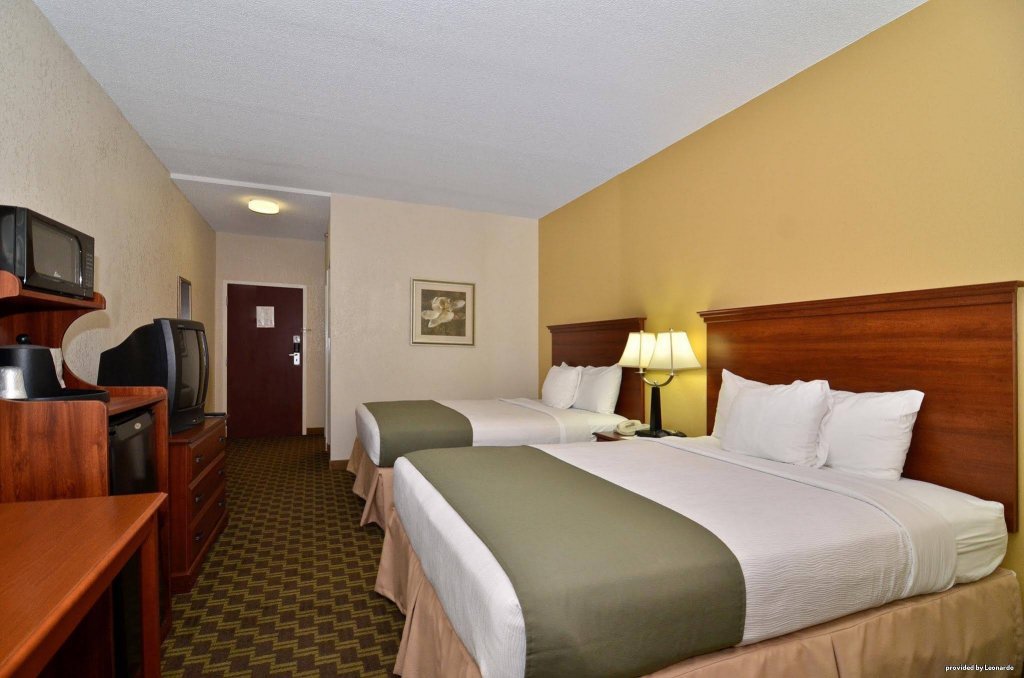 Фото Best Western Plus Oak Mountain Inn