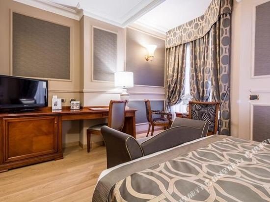 Фото Grand Visconti Palace