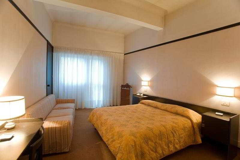 Фото Hotel La Conchiglia