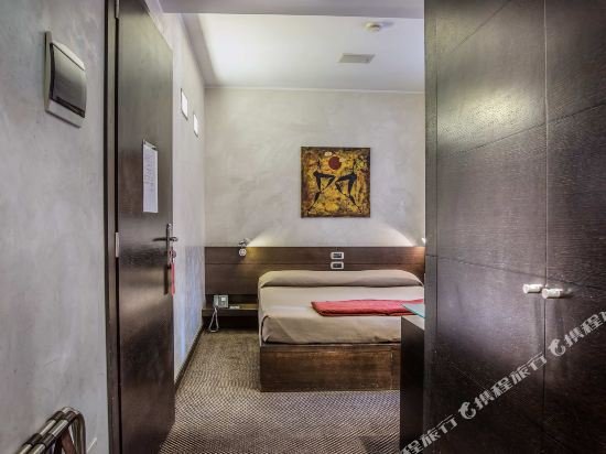 Фото Hotel Accademia