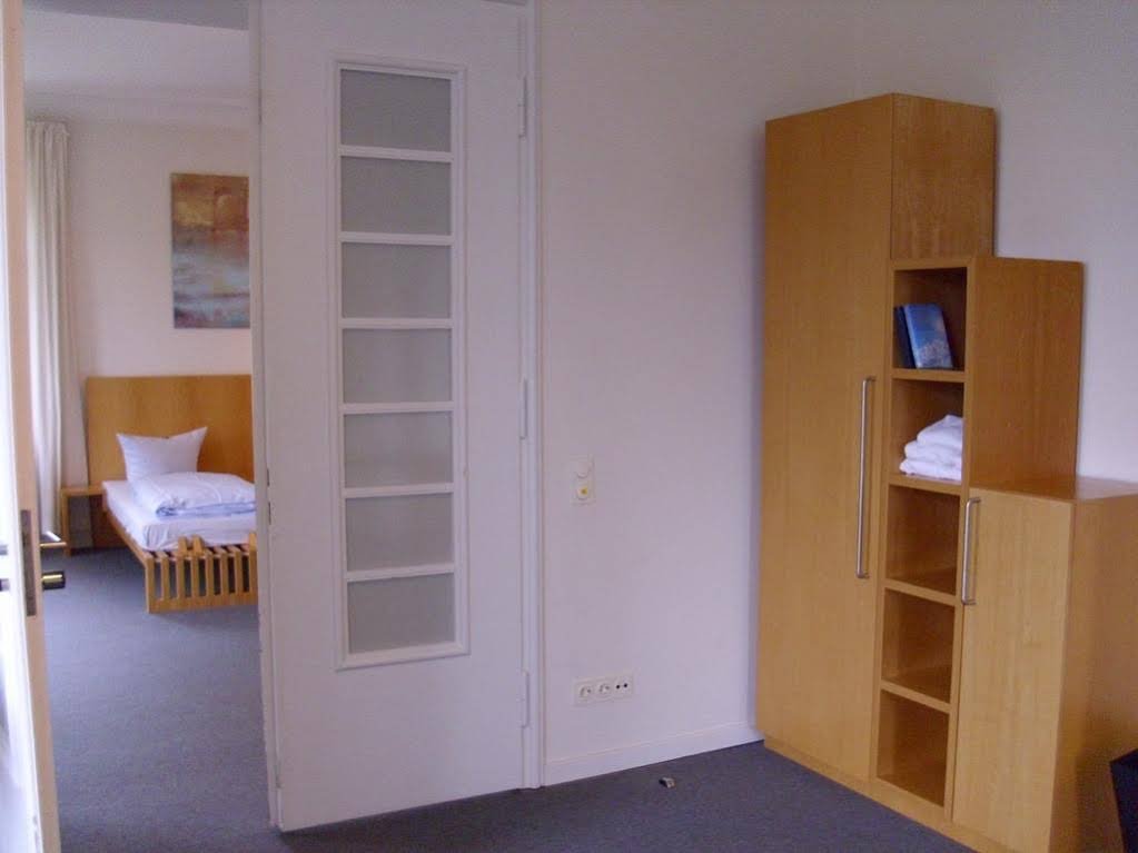 Фото Robert-Schuman-Haus