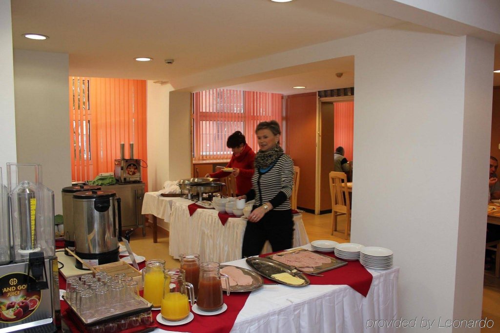 Фото Hotel Pest Inn