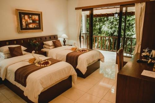 Фото Desak Putu Putra Hidden