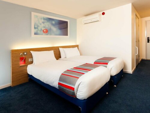 Гостиница Travelodge Winnersh Triangle