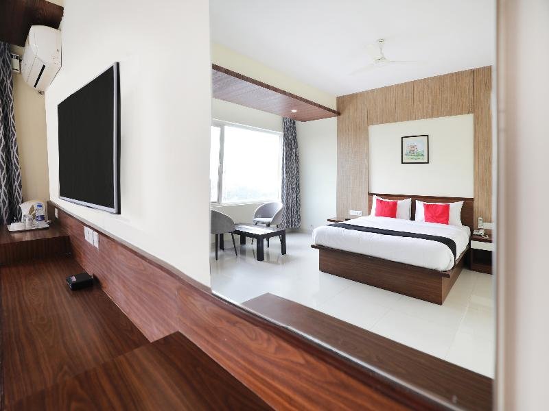 Фото Capital O 28398 Mysore Gate