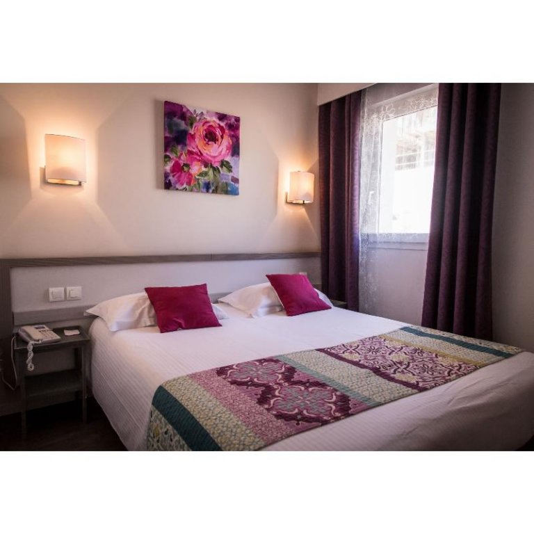 Фото Golfe Hôtel