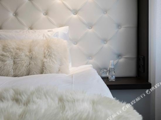 Фото Hotel Riverton