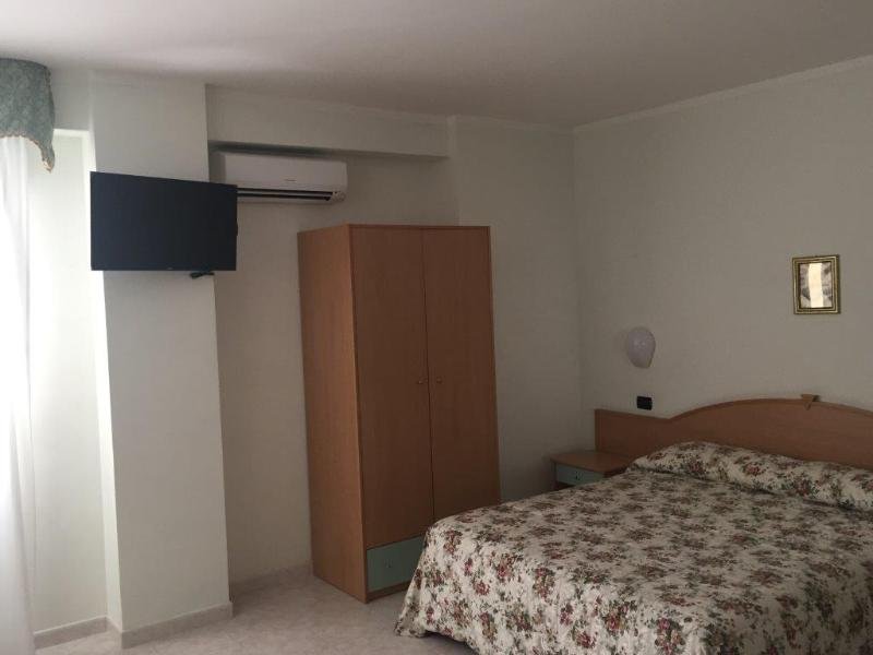 Фото Hotel Garden