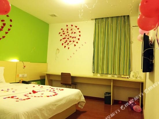 Фото 7 Days Inn Foshan Dongfang Plaza Wal-Mart Branch