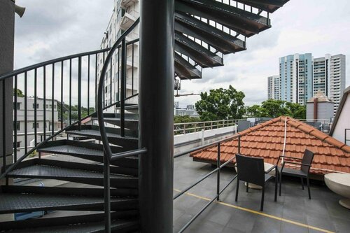 Гостиница Q Loft Hotels@Mackenzie в Сингапуре