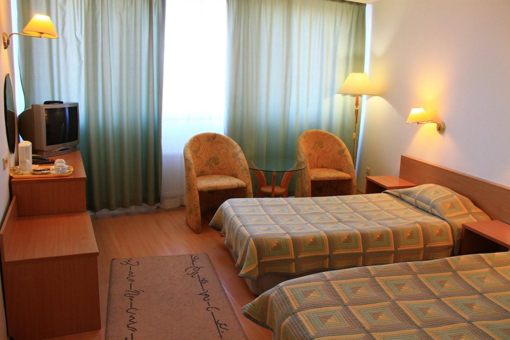 Фото отеля 3