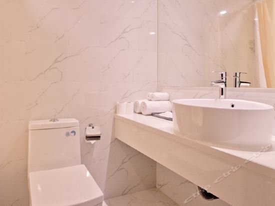 Фото Magnificent International Hotel Xintiandi People's Square