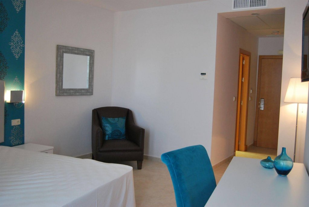 Фото Hotel Costa Conil by Fuerte Group