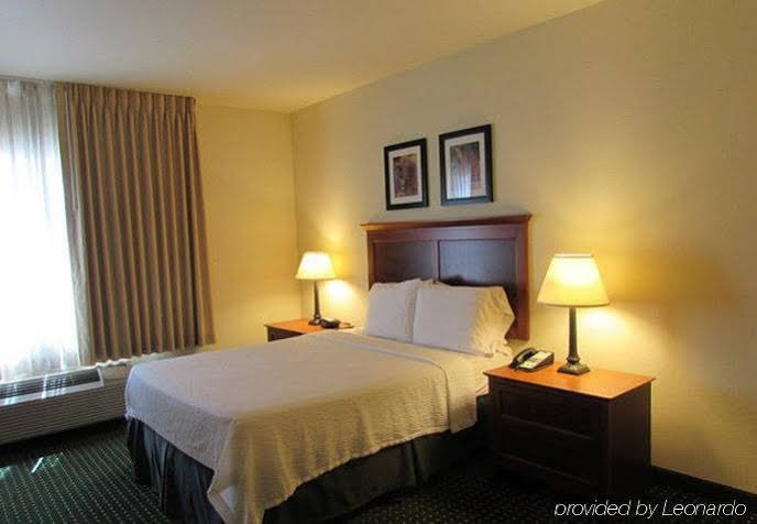 Фото TownePlace Suites by Marriott Sacramento Cal Expo