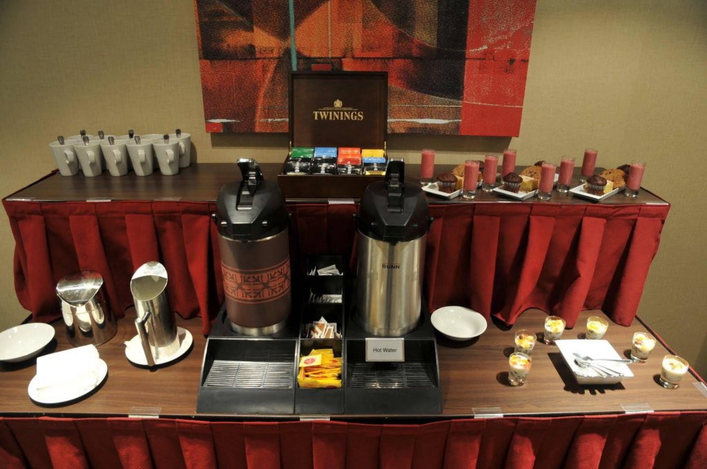 Фото Crowne Plaza London - Gatwick Airport