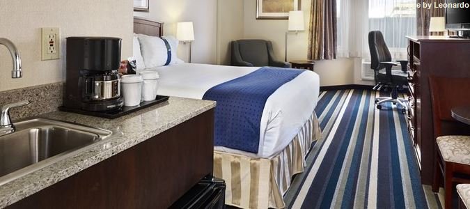 Фото Holiday Inn Conference Ctr Edmonton South