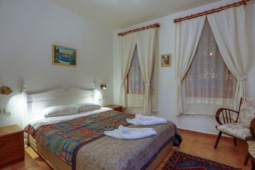 Гостиница Atelya Art Hotel в Муратпаше