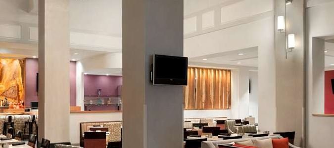 Фото Hilton Fort Wayne at the Grand Wayne Convention Center