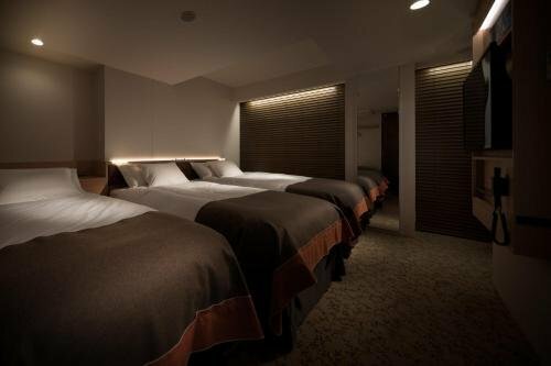 Гостиница Nest Hotel Tokyo Hanzomon