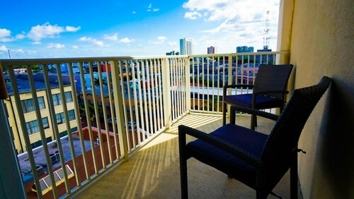 Гостиница Hotel Indigo Fort Myers Downtown River District в Форте Майерсе