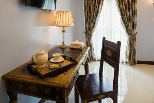 Фото The Velvet Orchid