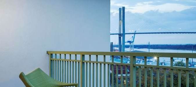 Фото DoubleTree by Hilton Hotel Savannah Historic District