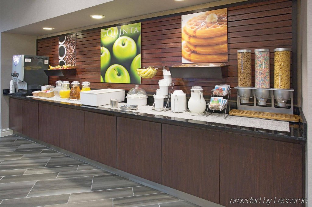 Фото La Quinta Inn & Suites by Wyndham Mesa Superstition Springs