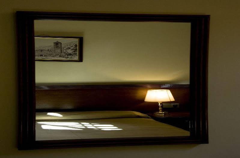 Фото Hotel Rural Santa Bàrbara de la Vall d'Ordino