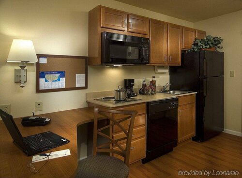 Гостиница Sonesta Simply Suites Boston Burlington