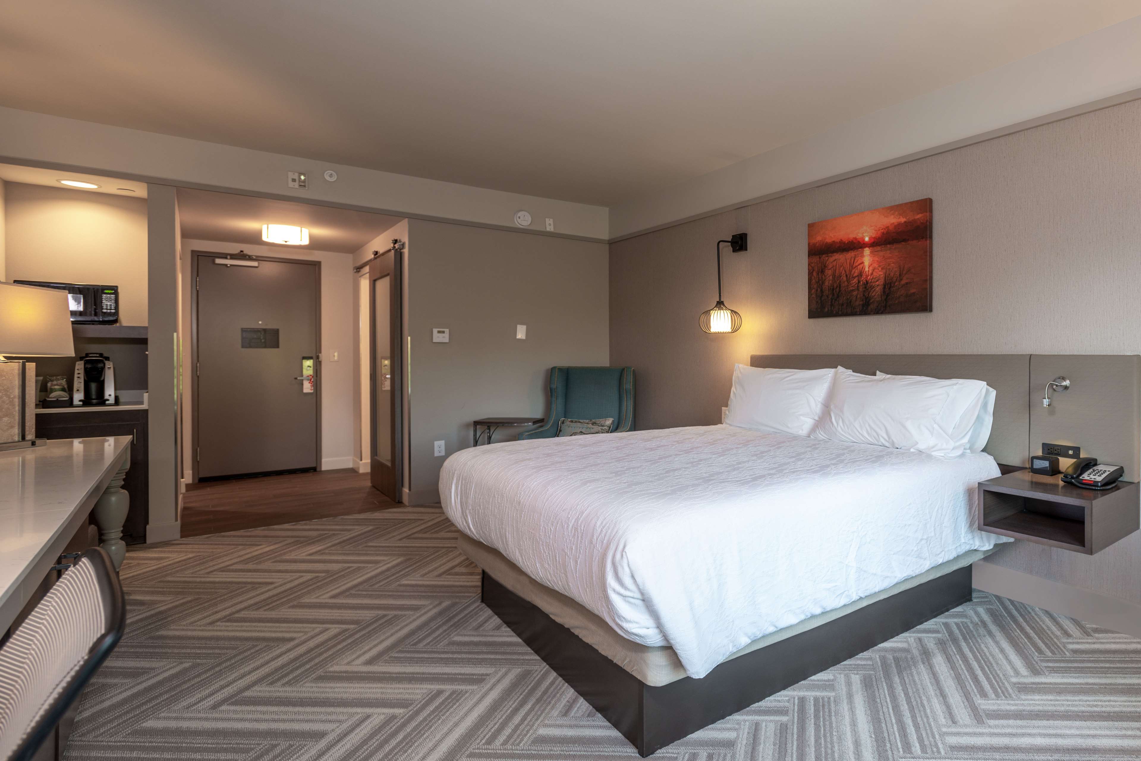 Фото Hilton Garden Inn Mobile Downtown