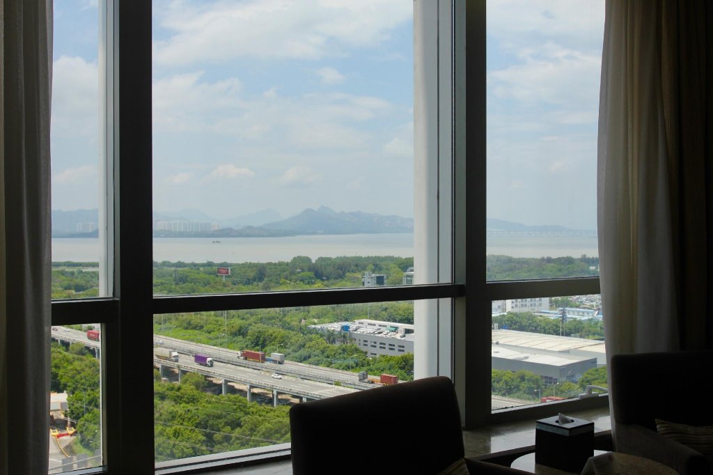 Фото ShenzhenAir International Hotel